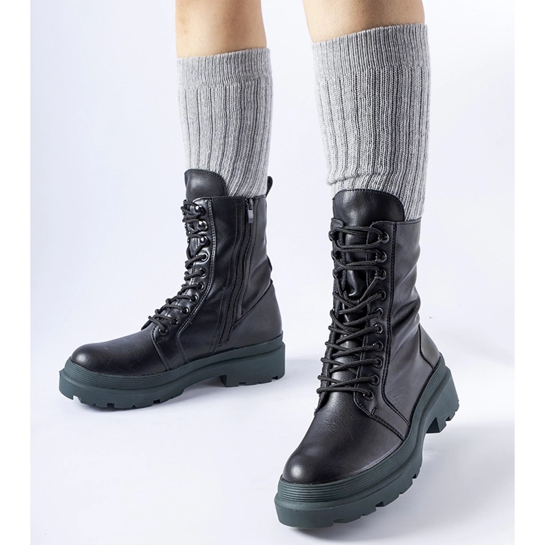 Svarta sneakers med färgglad Quennie-sula 1