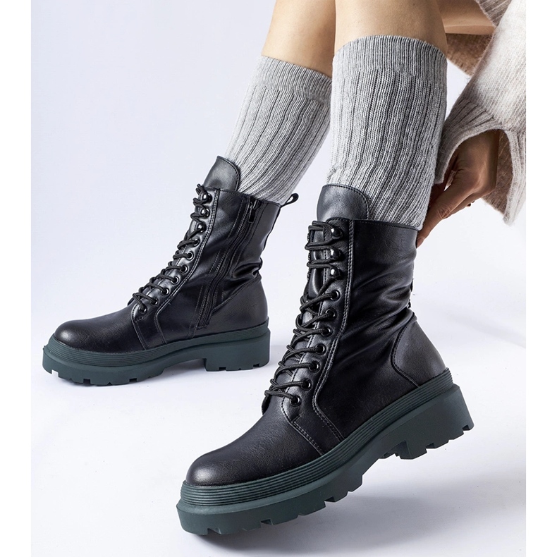 Svarta sneakers med färgglad Quennie-sula 2