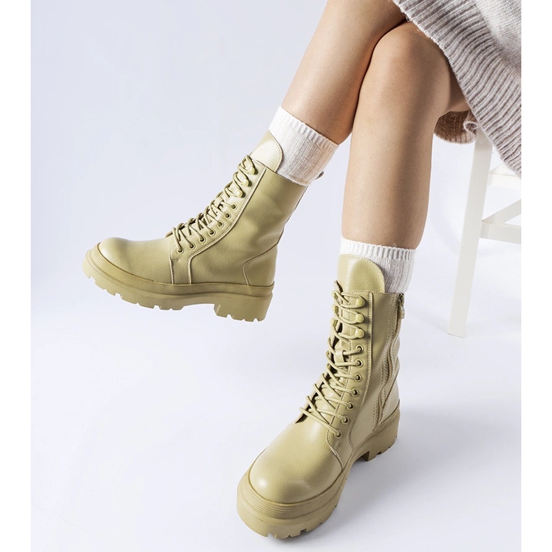 Gröna platta stövlar med Zacharie-skydd 1