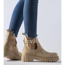 Beige stövlar med dekorativt Sarrazin-lås 1