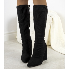 PA1 Svarta högklackade stövlar från Teles 1