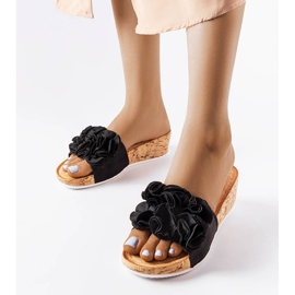 Svarta kilasandaler från Estella 1