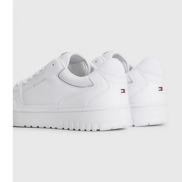 Tommy Hilfiger Basket Core Leather M skor FM0FM04727YBS vit 1