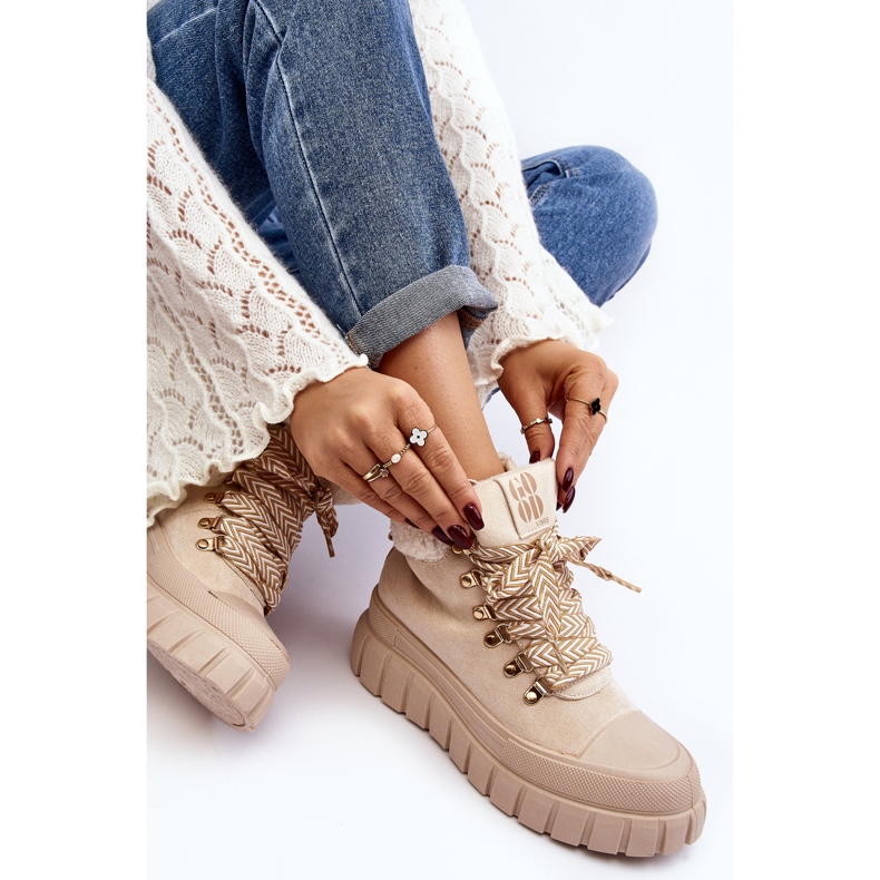 Isolerade Trapper Boots på en tjock sula, ljusbeige Ralotta 2