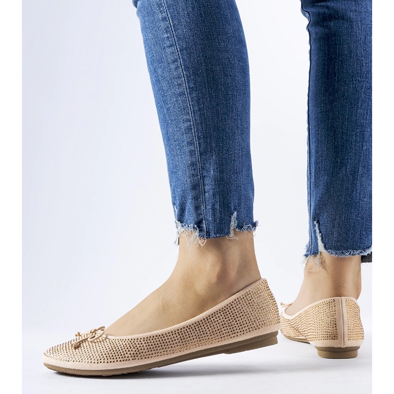 Beige balettlägenheter dekorerade med Hulotais zirkoner 1