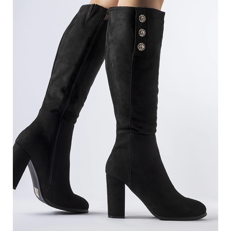 Svarta stövlar dekorerade med Lightning zirkoner 1