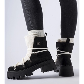 Svarta arbetarstövlar med dekorativ plös från Perugia 1