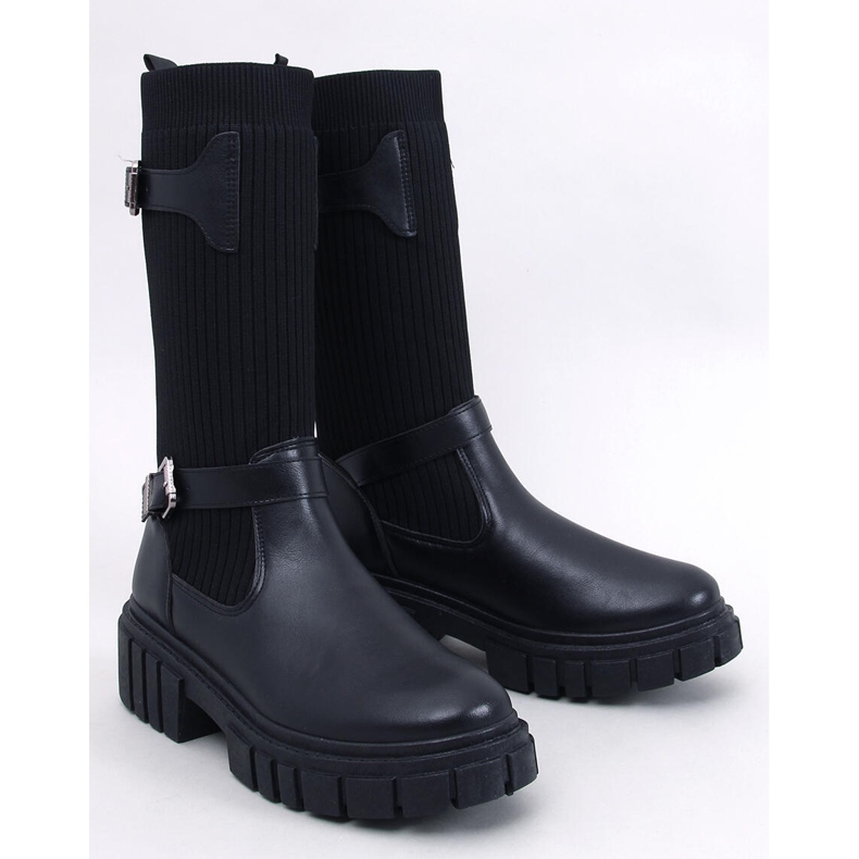 Rhea Black boots med flexibel ovandel svart 1