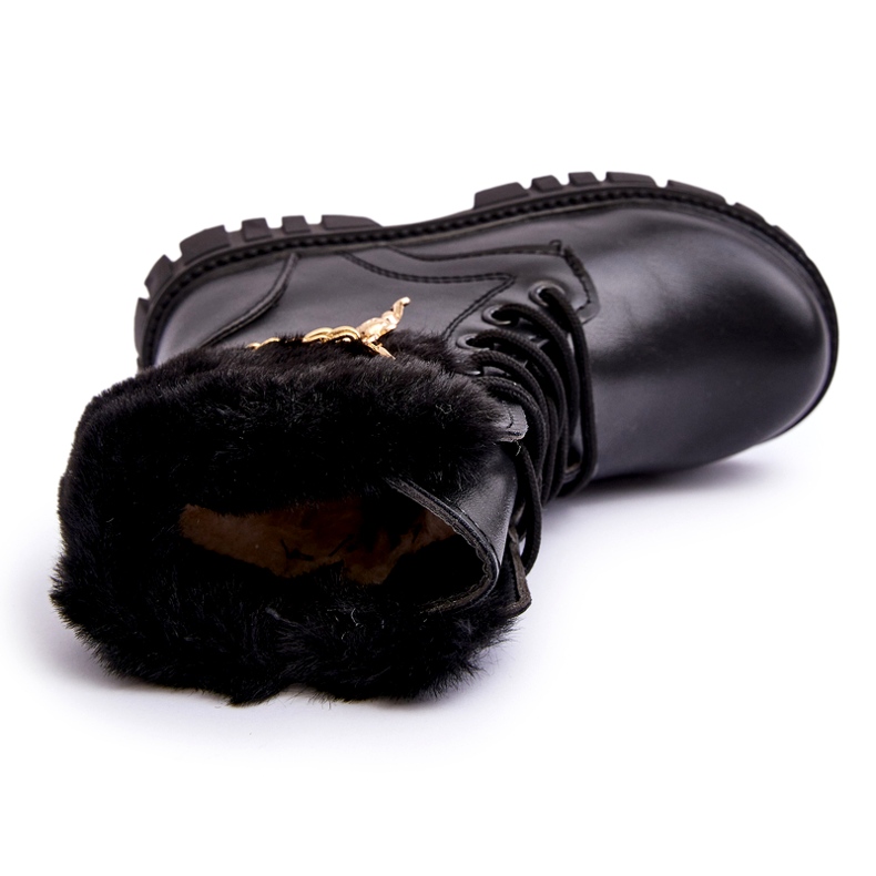 Läderisolerade barnstövlar med en svart kedja 3