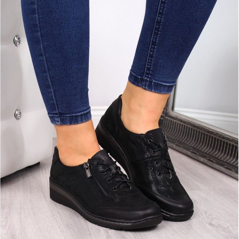 Helios W H334B blanka läderskor, svarta 2