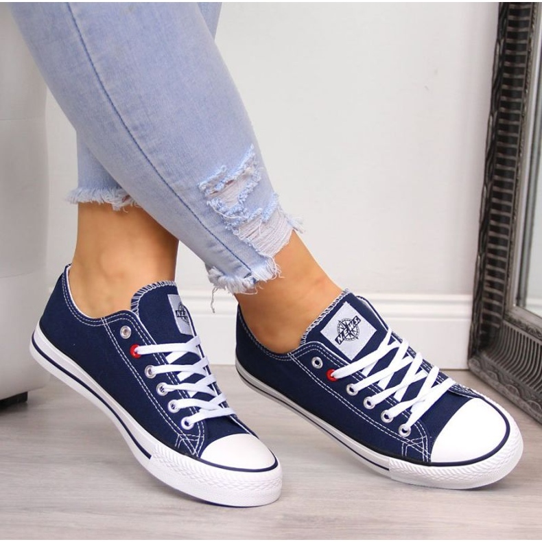 News Marinblå sneakers NYHETER W EVE8A 2