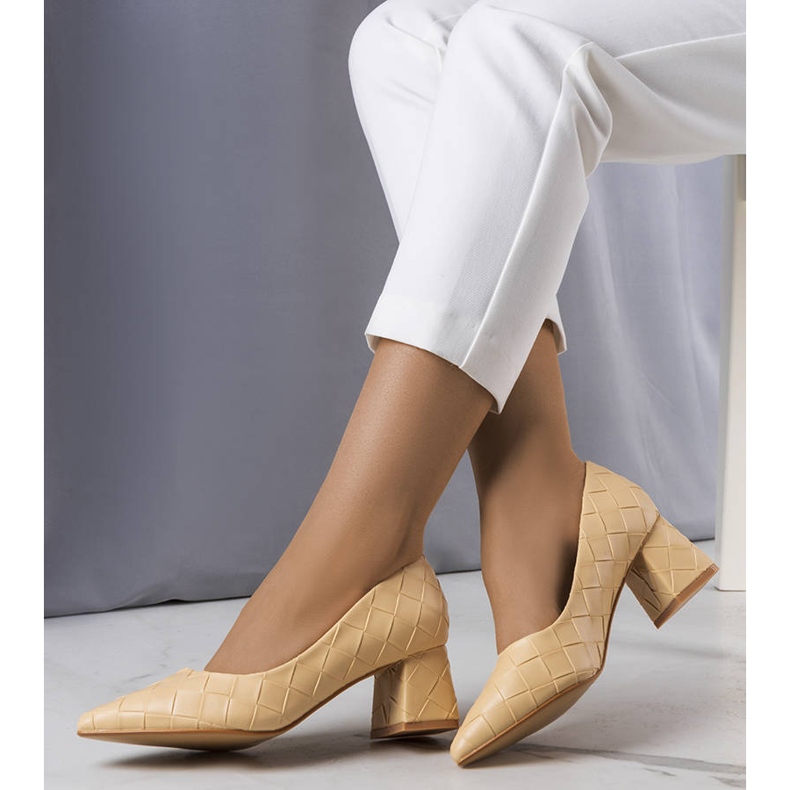BM Beiga högklackade pumps från Migne beige 1