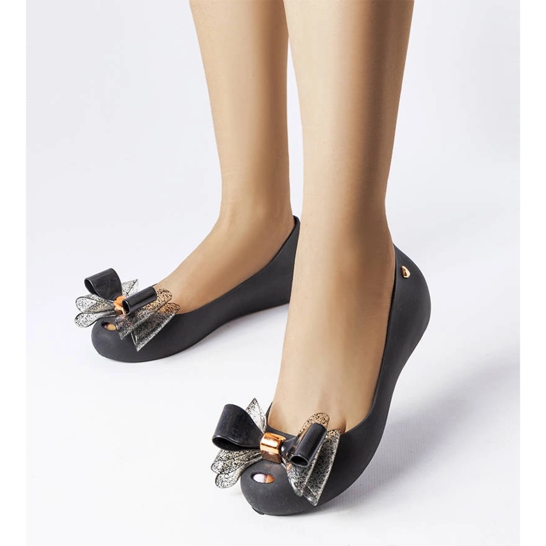 Svarta meliski-balettlägenheter med Jerome-rosett 1