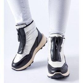 Vita isolerade snökängor med Ritter-dragkedja 2