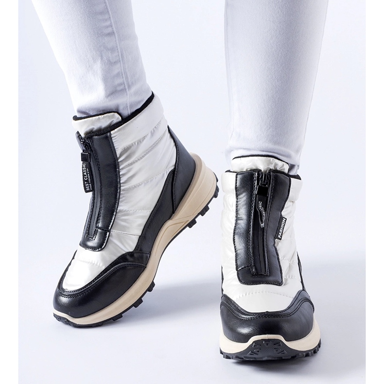 Vita isolerade snökängor med Ritter-dragkedja 2