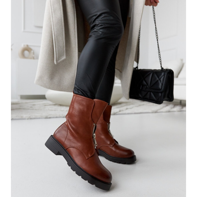 Bruna isolerade stövlar med dragkedja från Oakdale 1