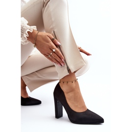 Svarta Piatti pumps med hög klack 1