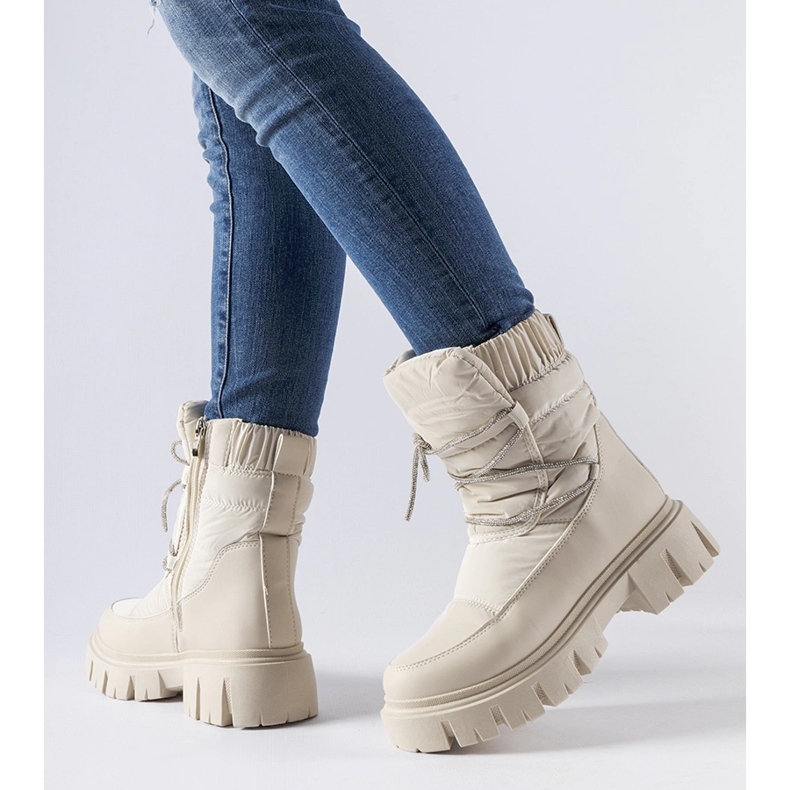 Beige snökängor med Pettenasco strass 1