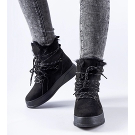 Svarta snökängor på Rancourt-plattformen 1