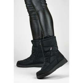 Damisolerade snöstövlar, quiltad päls, låg plattform svart 1