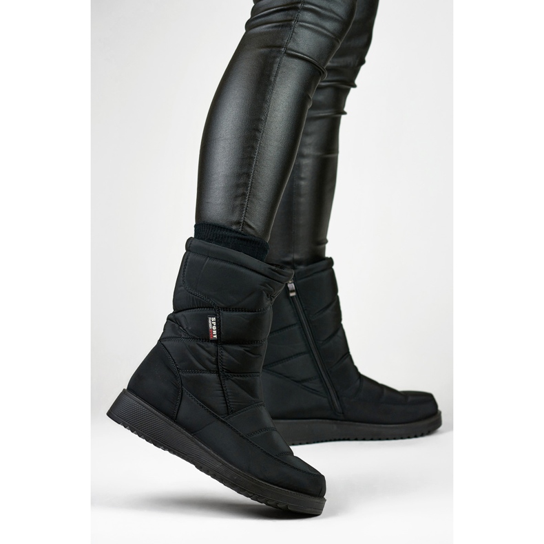 Damisolerade snöstövlar, quiltad päls, låg plattform svart 2