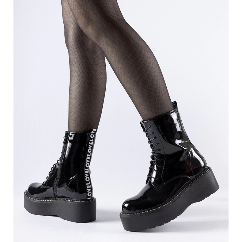 Svarta patentarbetare på Leos-plattformen 1