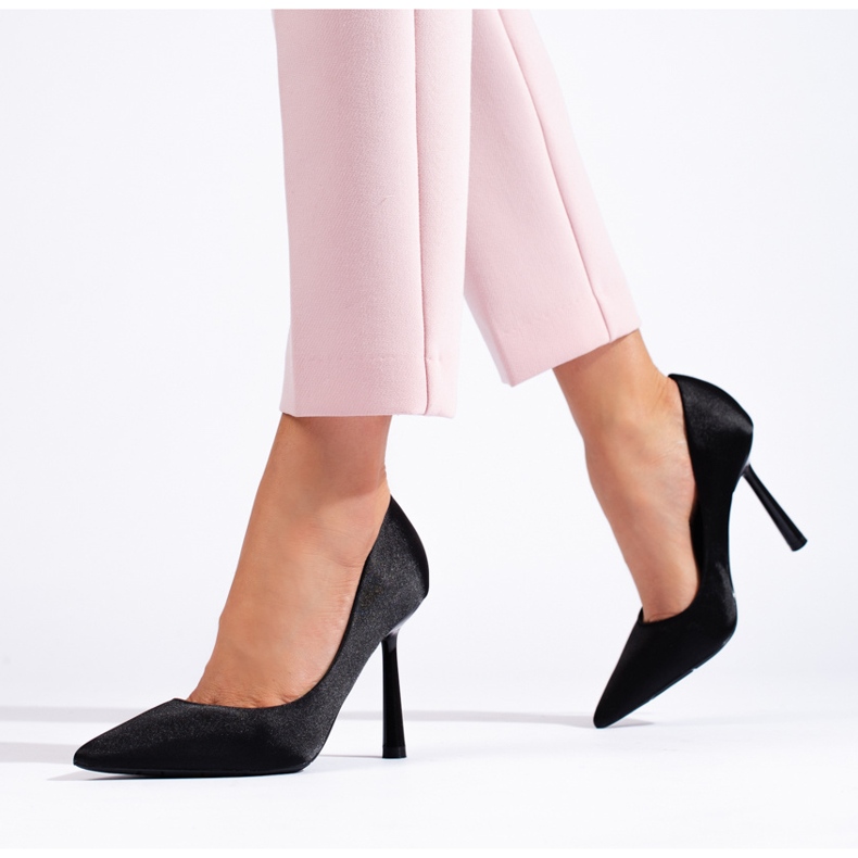 Högklackat dam Vinceza svart 2