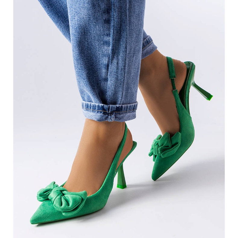 Gröna stift med rosett från Olengo 1