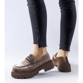 Bruna loafers dekorerade med Longuelo strass beige 1