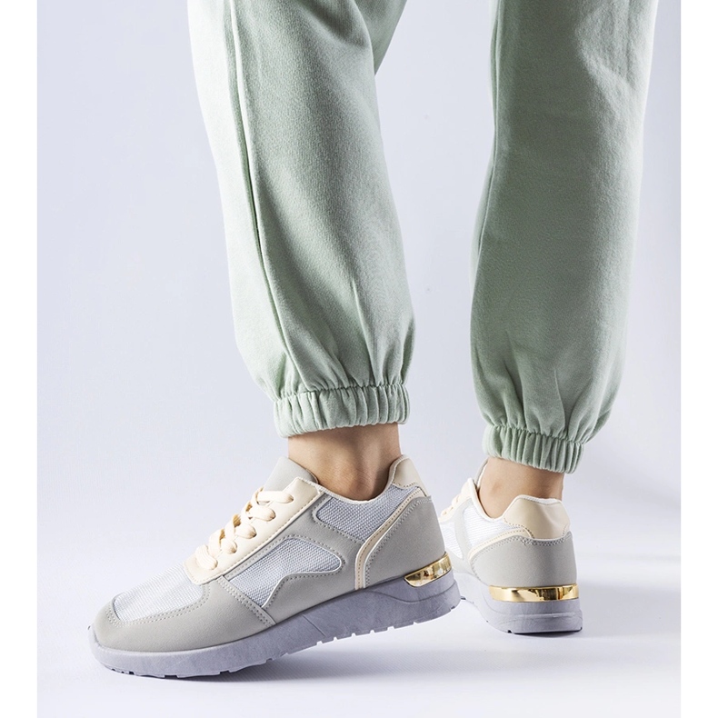 Gråa sneakers gjorda av Gallo kombinerade material 1