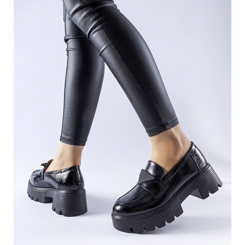 Svarta patenterade Eligio loafers 1