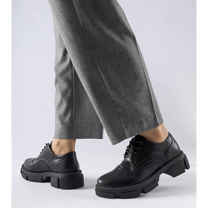 Piazzetta svarta snörskor 1