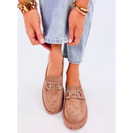 Karins Khaki mockasin med spänne i mocka beige 1