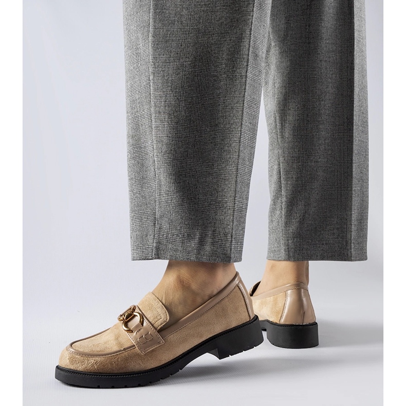 Beige loafers med Seggiano-spänne 1