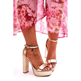 Sweet Shoes Lädersandaler På En Hög Bar Och Plattform Golden Sky Dream gyllene 2