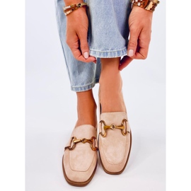 Linda Beige loafers dam 1