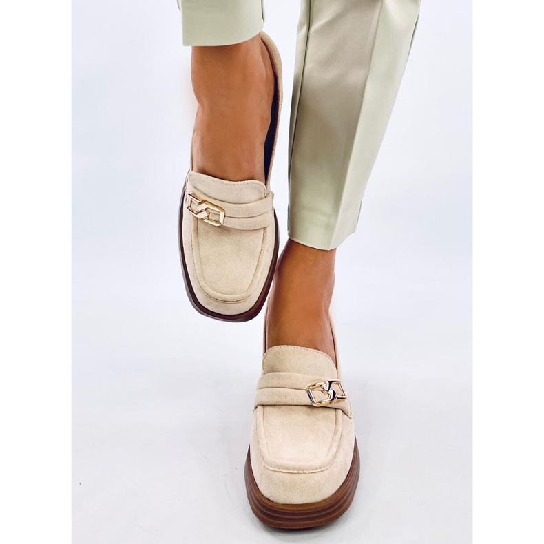 Corinai Beige högklackade loafers 1