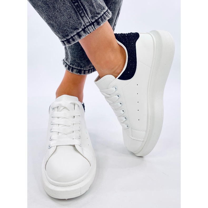 Parkss VIT/SVART platåsneakers med strass 1