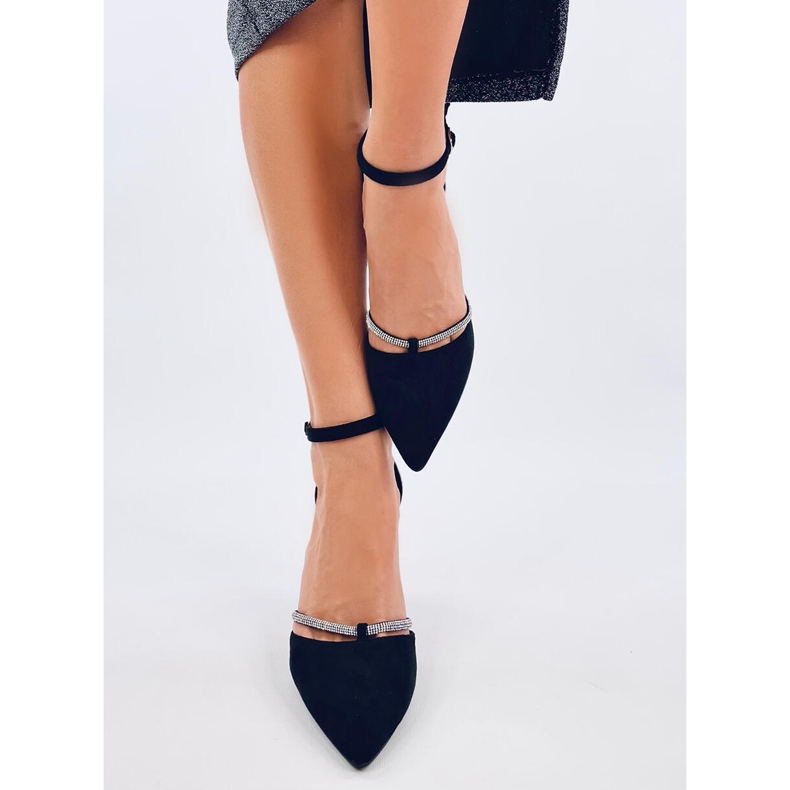 Ingrid Black högklackade pumps med strass svart 1