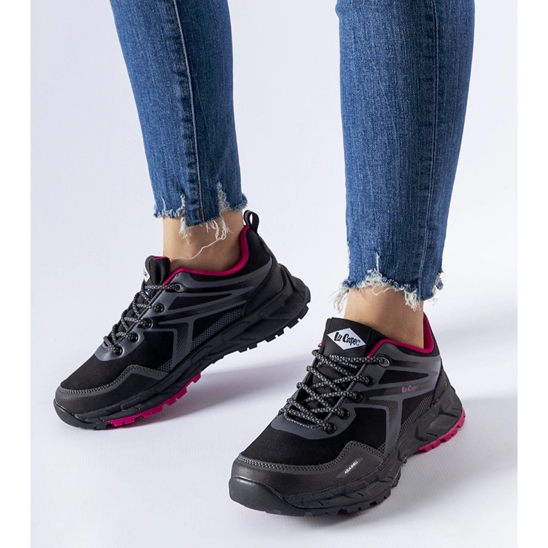 Svarta Lee Cooper LCJ-22-01-1370L sneakers 1