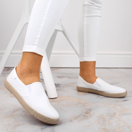 Slip-on espadrillor för kvinnor vita Big Star DD274015 2