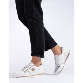 Sportskor i vitt läder 1