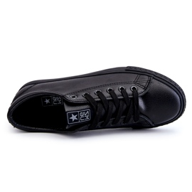 News Kvinnors läderbundna klassiska svarta sneakers 1