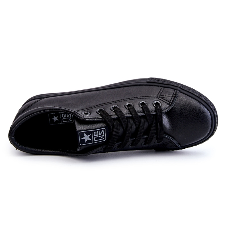 News Kvinnors läderbundna klassiska svarta sneakers 1