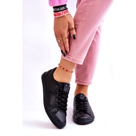 News Kvinnors läderbundna klassiska svarta sneakers 2