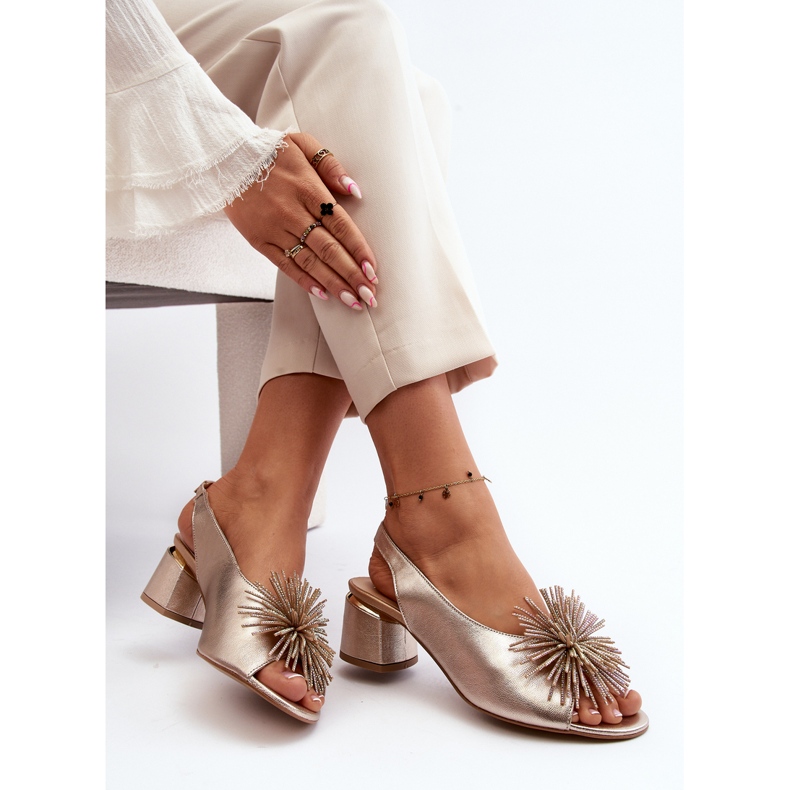 Lädersandaler Med Dekoration Laura Messi 2719 Guld gyllene 2