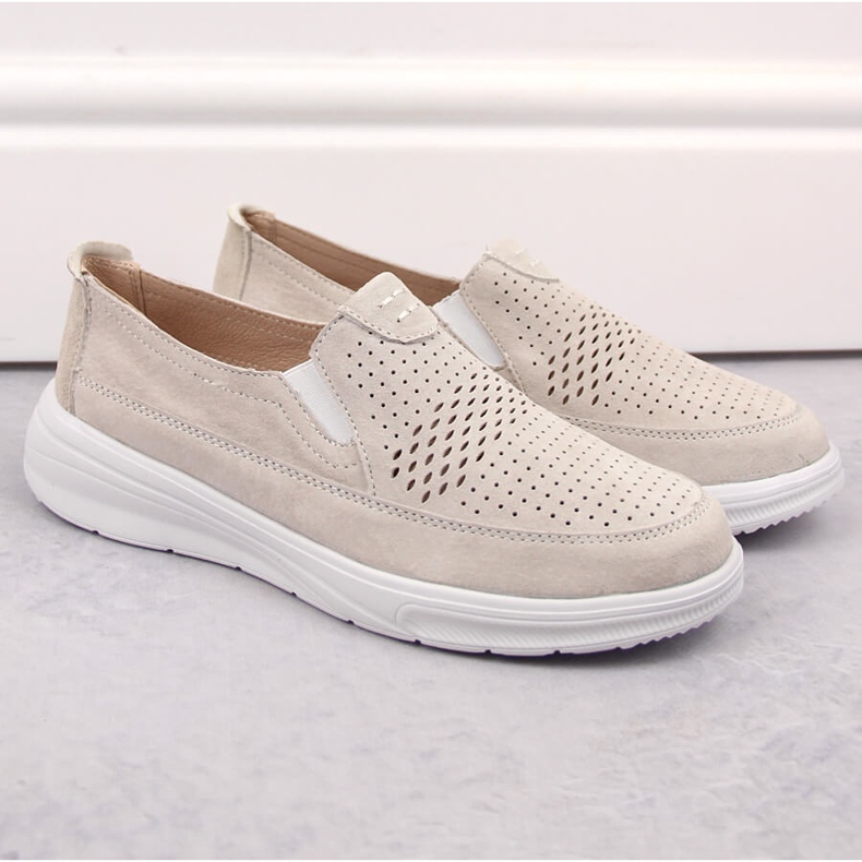 Genombrutna sportskor för kvinnor i läder T.Sokolski 278 grå 2