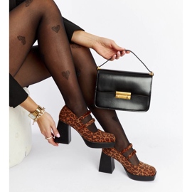 Cher leopard pumps med en massiv blockhäl brun 1