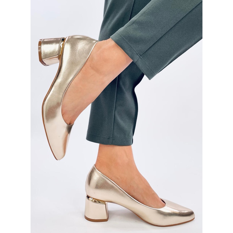 Shers Gold pumps med hög klack gyllene 2