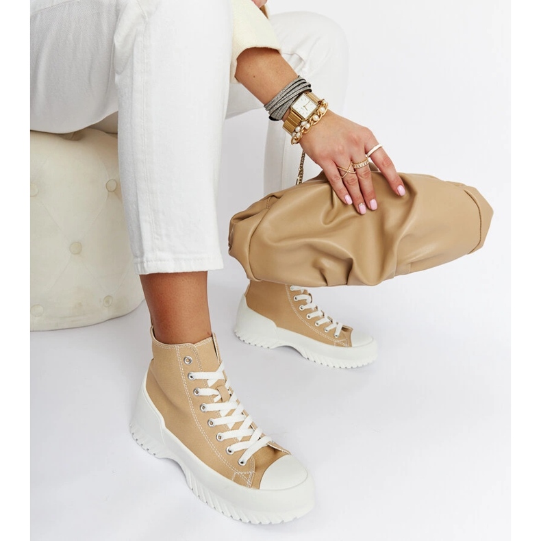 Beige high-top sneakers från Ronchis 2